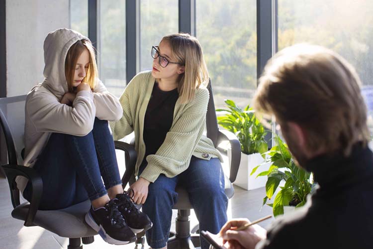 Primeros Auxilios Psicológiocs en contexto Adolescencia